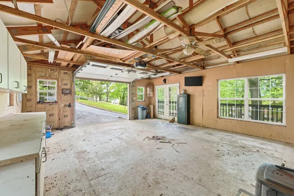 $749,900 | 2105 Alpine Drive, Columbia, TN 38401