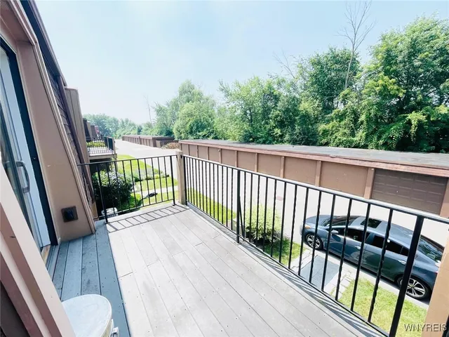 $129,900 | 110 Charter Oaks Drive, Unit 3, Amherst, NY 14228