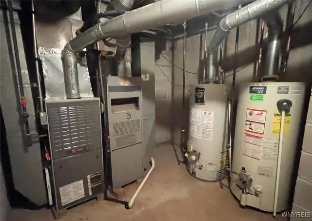 $129,900 | 110 Charter Oaks Drive, Unit 3, Amherst, NY 14228