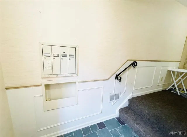 $129,900 | 110 Charter Oaks Drive, Unit 3, Amherst, NY 14228