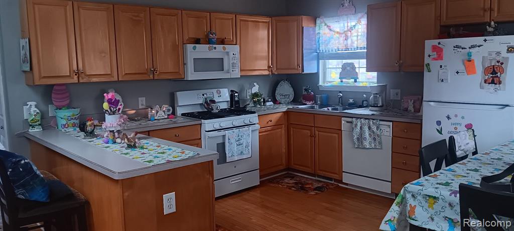 26147 Frankfort Road New Boston, MI 48164 - Photo 6 of 16