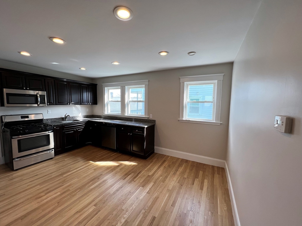 344-346 Hyde Park Avenue, Unit 3 Boston, MA 02131 - Photo 2 of 20