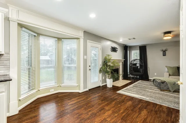 a view of a living room