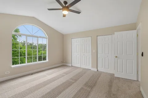 $369,000 | 856 West St Johns Place, Palatine, IL 60067