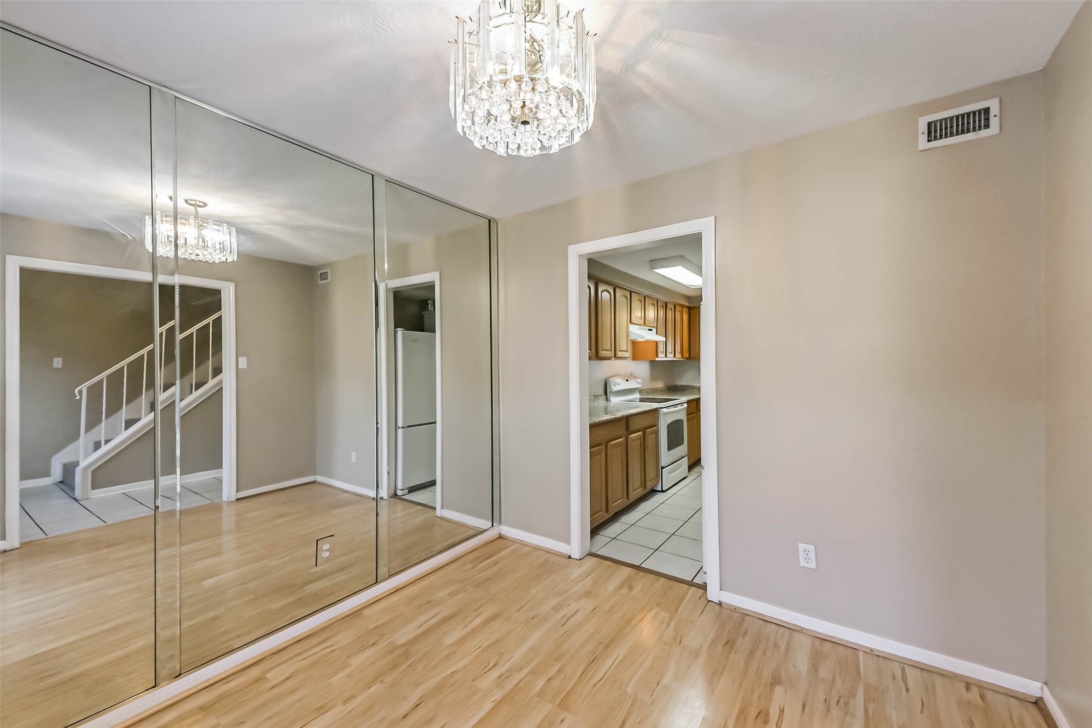 11550 Burdine 402 Road, Unit 402 Houston, TX 77035 - Photo 11 of 27