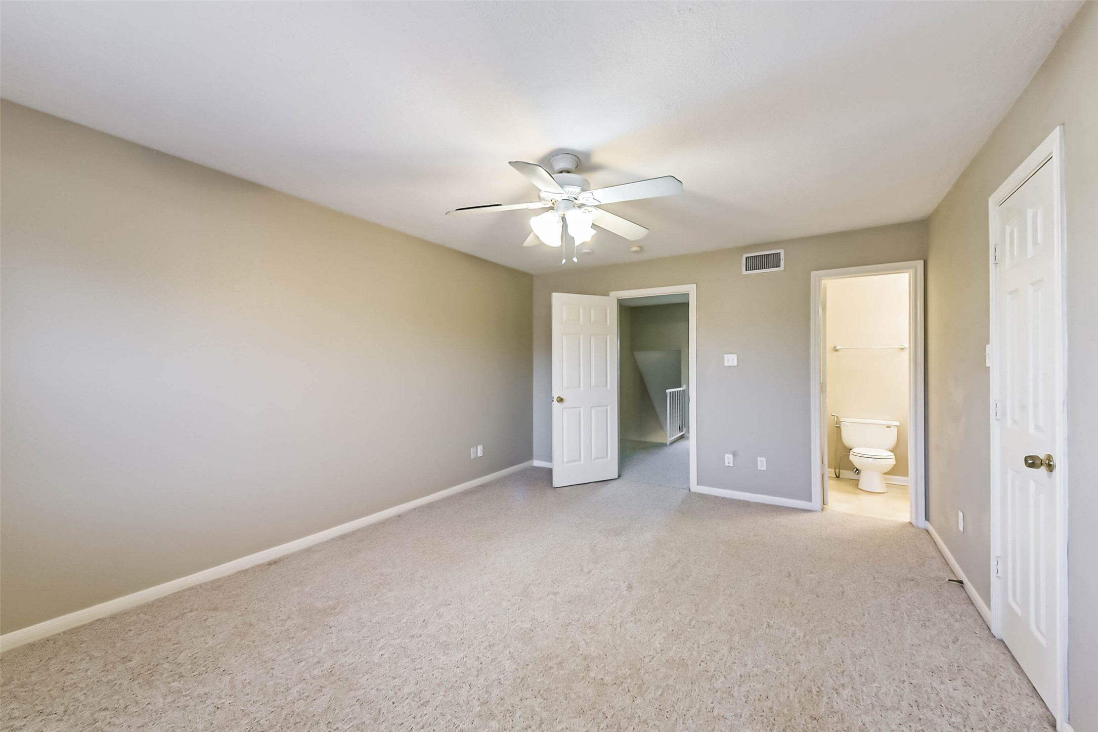 11550 Burdine 402 Road, Unit 402 Houston, TX 77035 - Photo 16 of 27