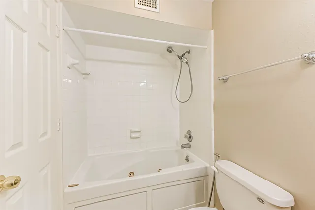 $1,550 | 11550 Burdine 402 Road, Unit 402, Houston, TX 77035