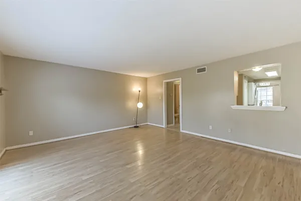 $1,525 | 11525 Burdine Street, Unit 402, Houston, TX 77035