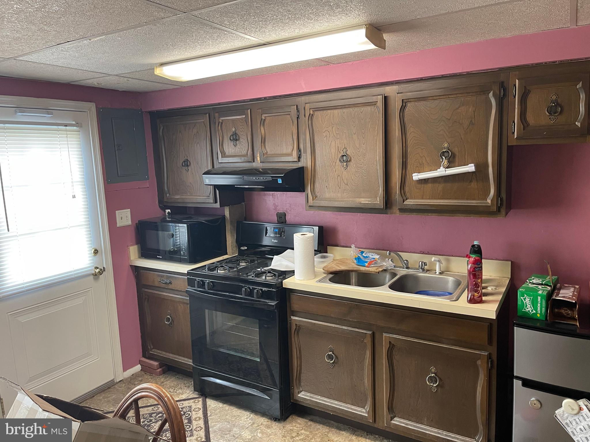 2047 Kelmore Road Baltimore, MD 21222 - Photo 3 of 6