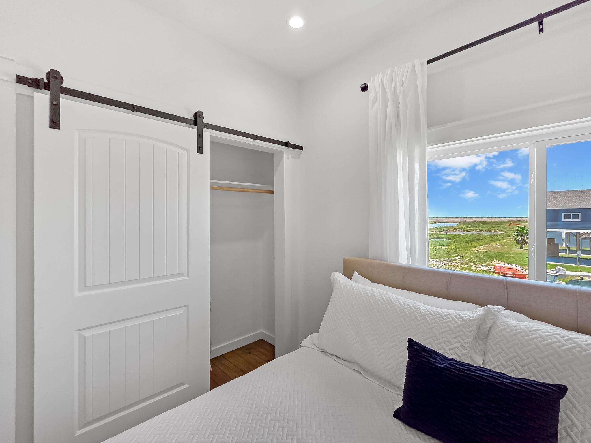 1035 Victoria Lane Port Bolivar, TX 77650 - Photo 32 of 43