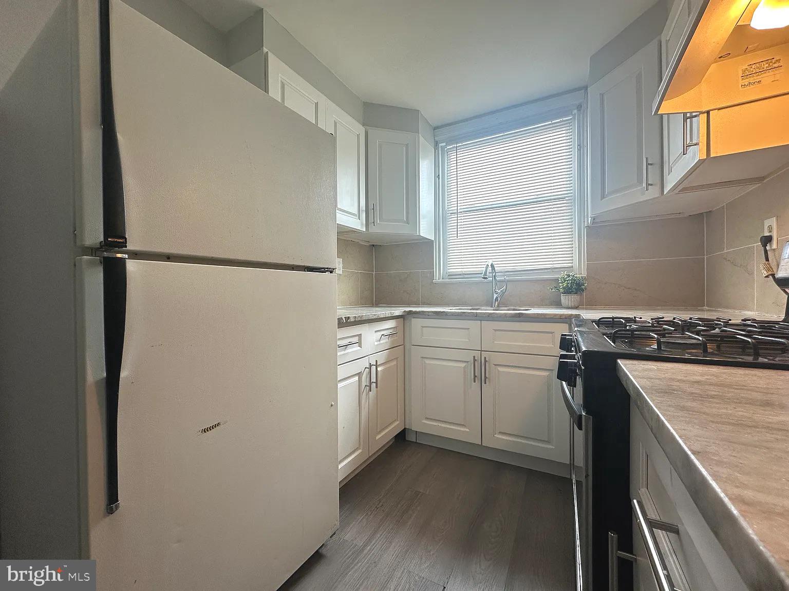 5703 Charles Street Philadelphia, PA 19135 - Photo 4 of 20