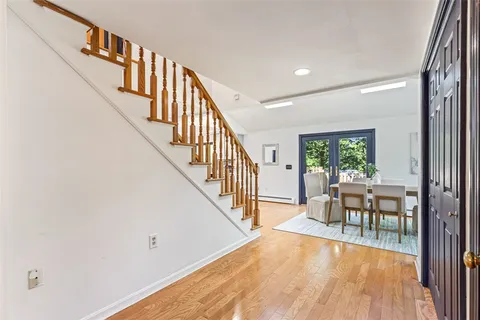 $849,000 | 22 Mayfield Road, Barrington, RI 02806