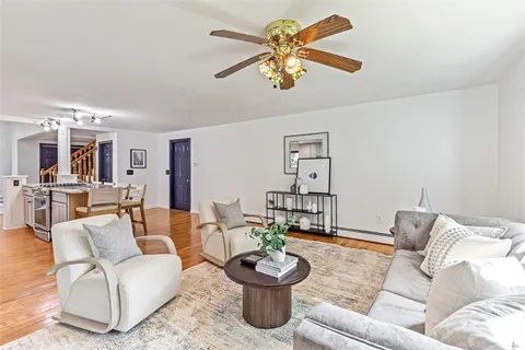 $849,000 | 22 Mayfield Road, Barrington, RI 02806