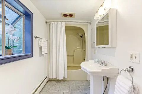 $849,000 | 22 Mayfield Road, Barrington, RI 02806