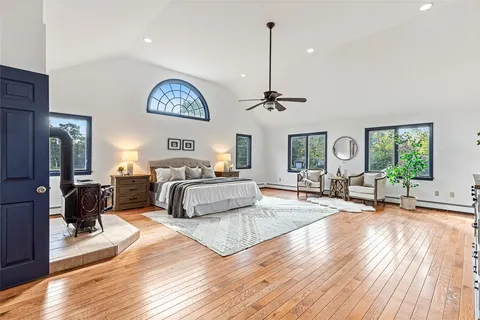 $849,000 | 22 Mayfield Road, Barrington, RI 02806