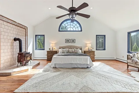 $849,000 | 22 Mayfield Road, Barrington, RI 02806