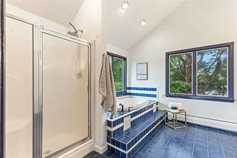 $849,000 | 22 Mayfield Road, Barrington, RI 02806