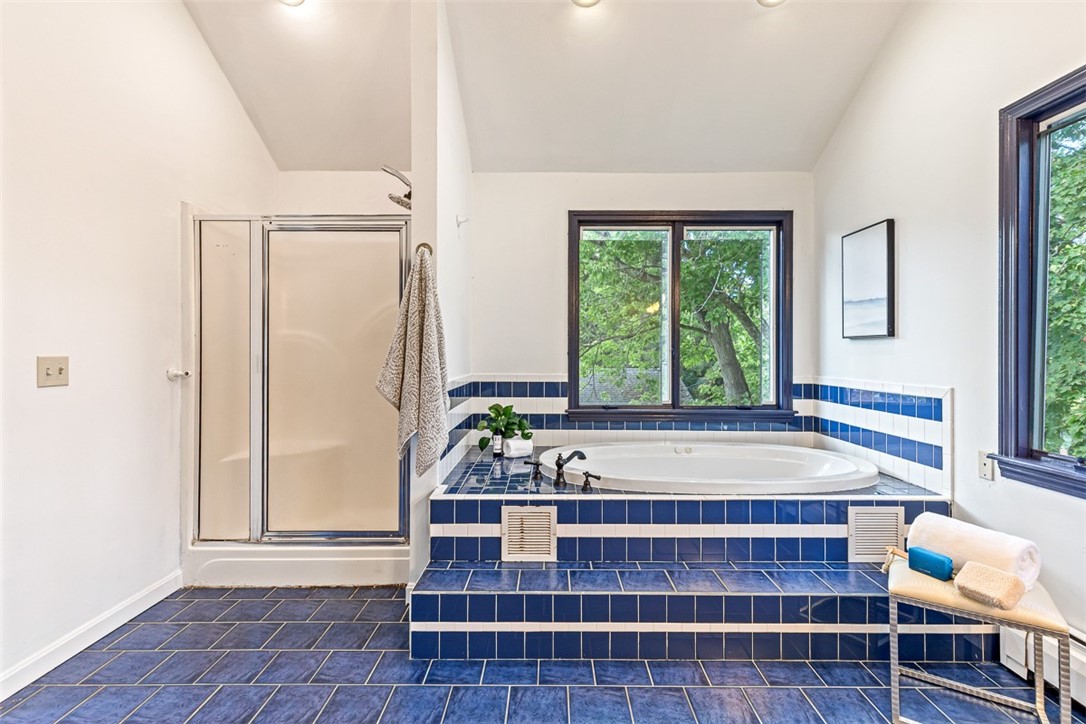 22 Mayfield Road Barrington, RI 02806 - Photo 35 of 48