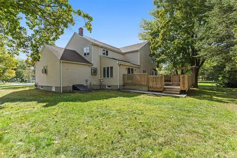 $849,000 | 22 Mayfield Road, Barrington, RI 02806