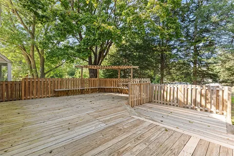 $849,000 | 22 Mayfield Road, Barrington, RI 02806