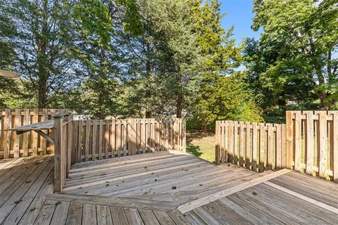 $849,000 | 22 Mayfield Road, Barrington, RI 02806