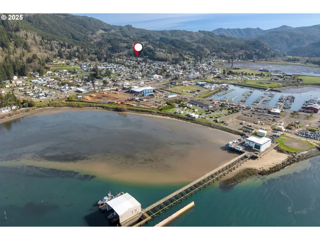 $525,000 | 806 Salmonberry Court, Garibaldi, OR 97118