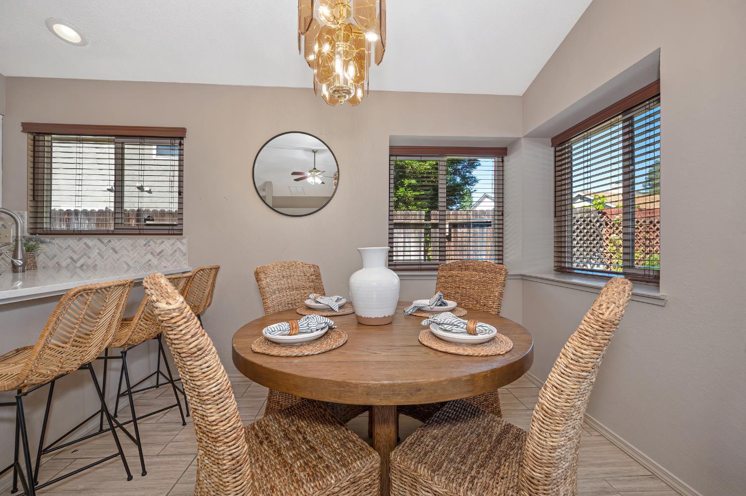 8277 Prior Way Antelope, CA 95843 - Photo 10 of 36