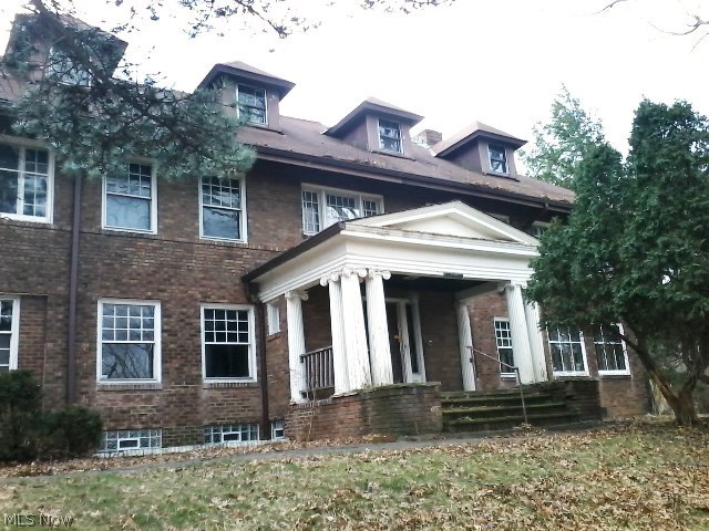 15850 Terrace Road Cleveland, OH 44112 - Photo 1 of 13