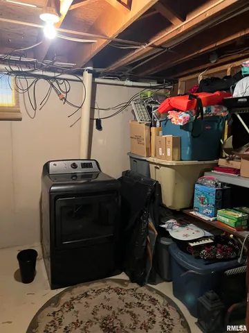 $155,000 | 18 Westfair Drive, Unit A & B, Jacksonville, IL 62650