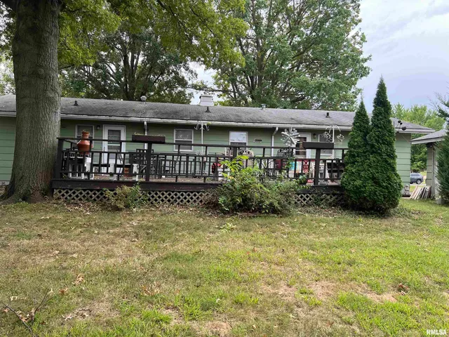 $155,000 | 18 Westfair Drive, Unit A & B, Jacksonville, IL 62650