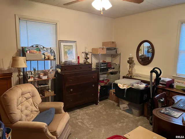 $155,000 | 18 Westfair Drive, Unit A & B, Jacksonville, IL 62650