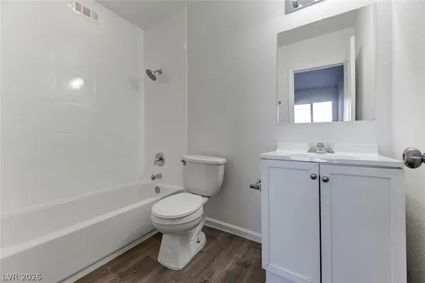 $950 | 29 Gold Bar Court, Unit D, Las Vegas, NV 89110