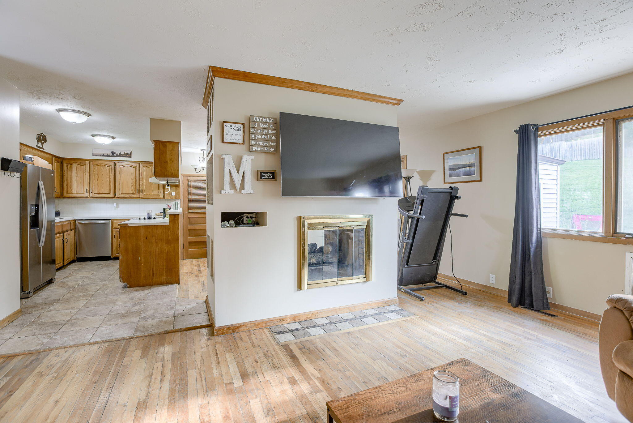415 Wendy Heights Road Council Bluffs, IA 51503 - Photo 7 of 49 8-web-or-mls-12121_8