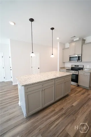 $2,200 | 118 Exmoor Circle, Bloomingdale, GA 31302