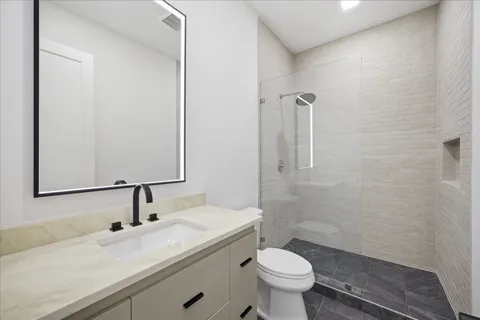 $3,750,000 | 3106 Newcastle Drive, Houston, TX 77027