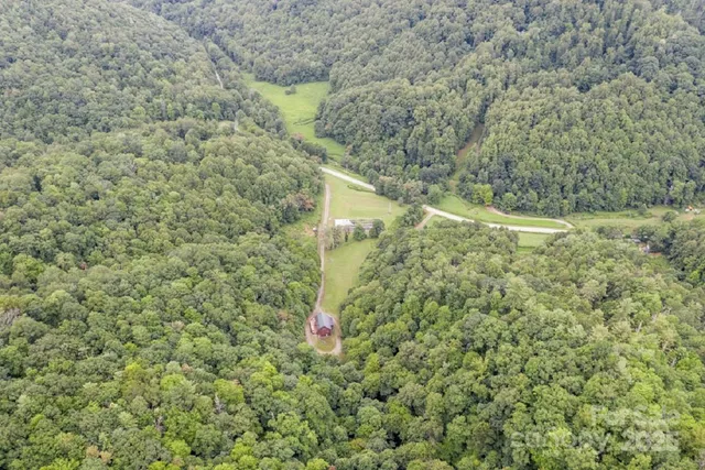 $1,190,000 | 8020 Meadow Fork Road, Hot Springs, NC 28743