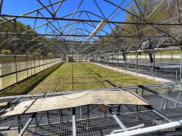 a view of a tennis court