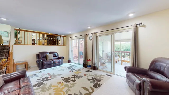 $575,000 | 412 Chateau Drive, Buffalo Grove, IL 60089