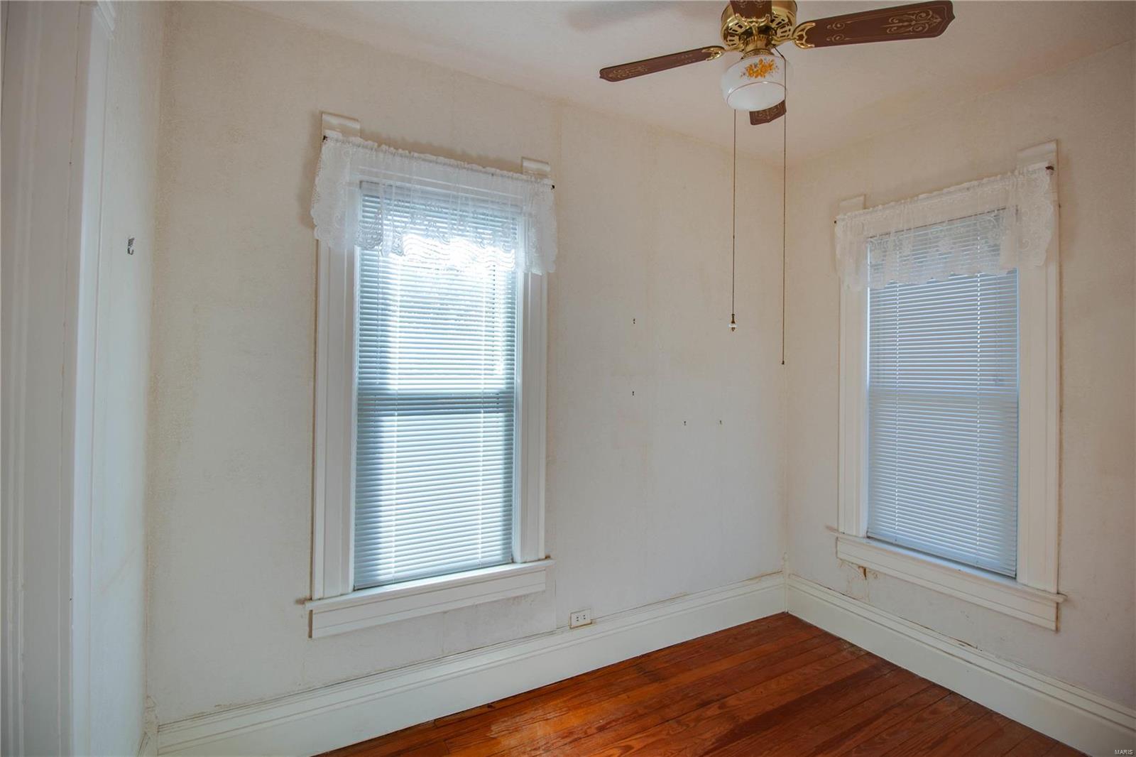 414 Maple Carrollton, IL 62016 - Photo 31 of 41 Gallery Image 31