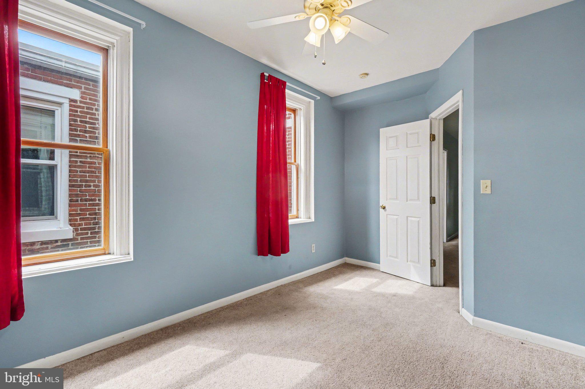 261 Delaware Street Harrisburg, PA 17102 - Photo 14 of 40 a view of a livingroom with a window