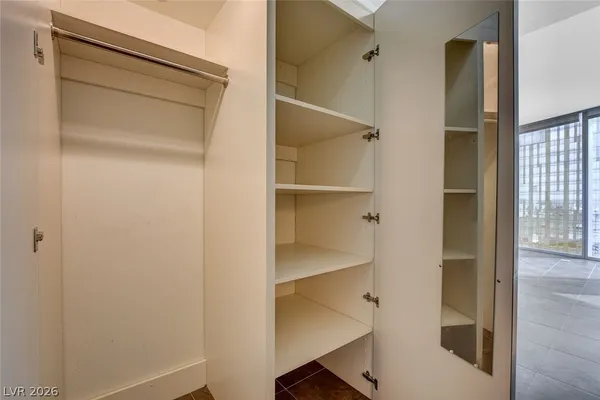 $2,475 | 3722 South Las Vegas Boulevard, Unit 1501, Las Vegas, NV 89158