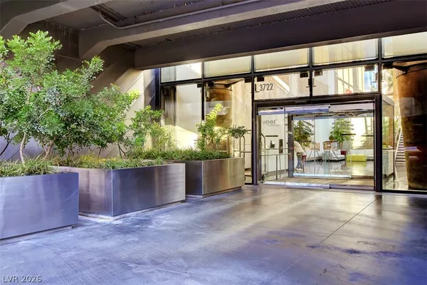 $2,475 | 3722 South Las Vegas Boulevard, Unit 1501, Las Vegas, NV 89158