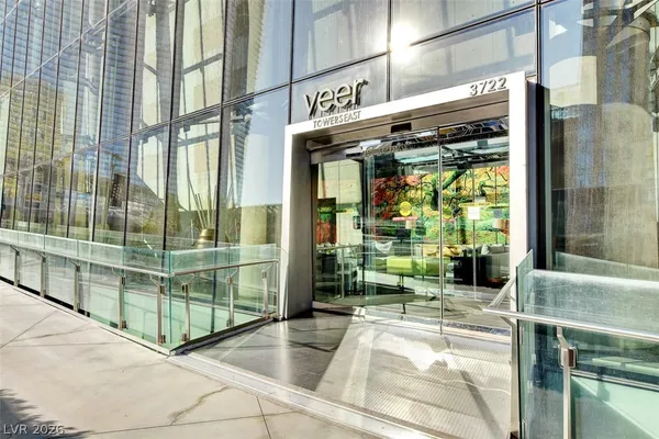 $2,475 | 3722 South Las Vegas Boulevard, Unit 1501, Las Vegas, NV 89158