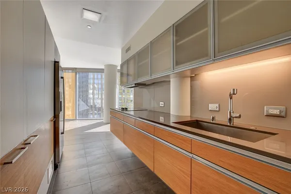 $2,475 | 3722 South Las Vegas Boulevard, Unit 1501, Las Vegas, NV 89158