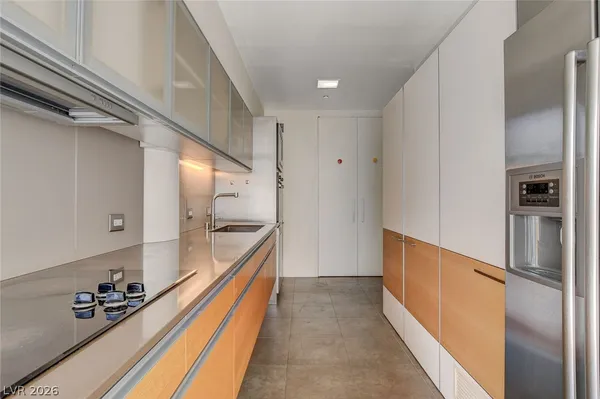 $2,475 | 3722 South Las Vegas Boulevard, Unit 1501, Las Vegas, NV 89158