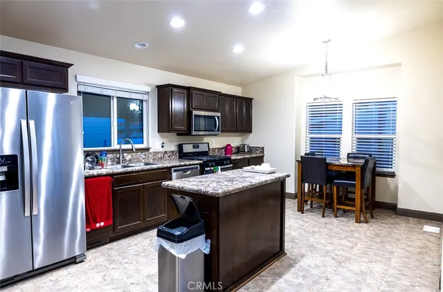 $635,000 | 3595 Santa Fe Avenue, Unit 162, Long Beach, CA 90810