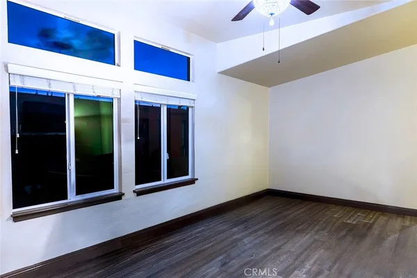 a view of a livingroom with a fireplace and a fireplace