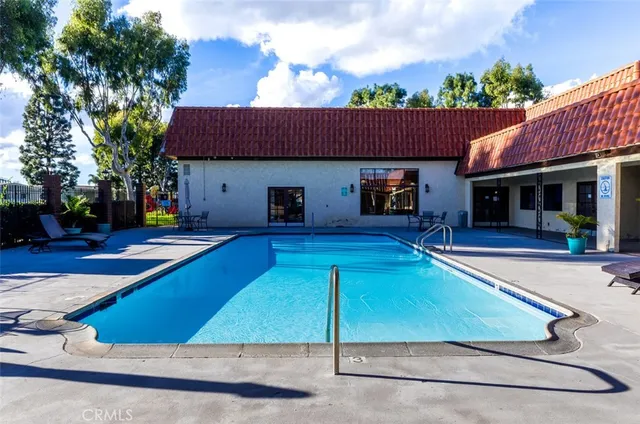 $635,000 | 3595 Santa Fe Avenue, Unit 162, Long Beach, CA 90810