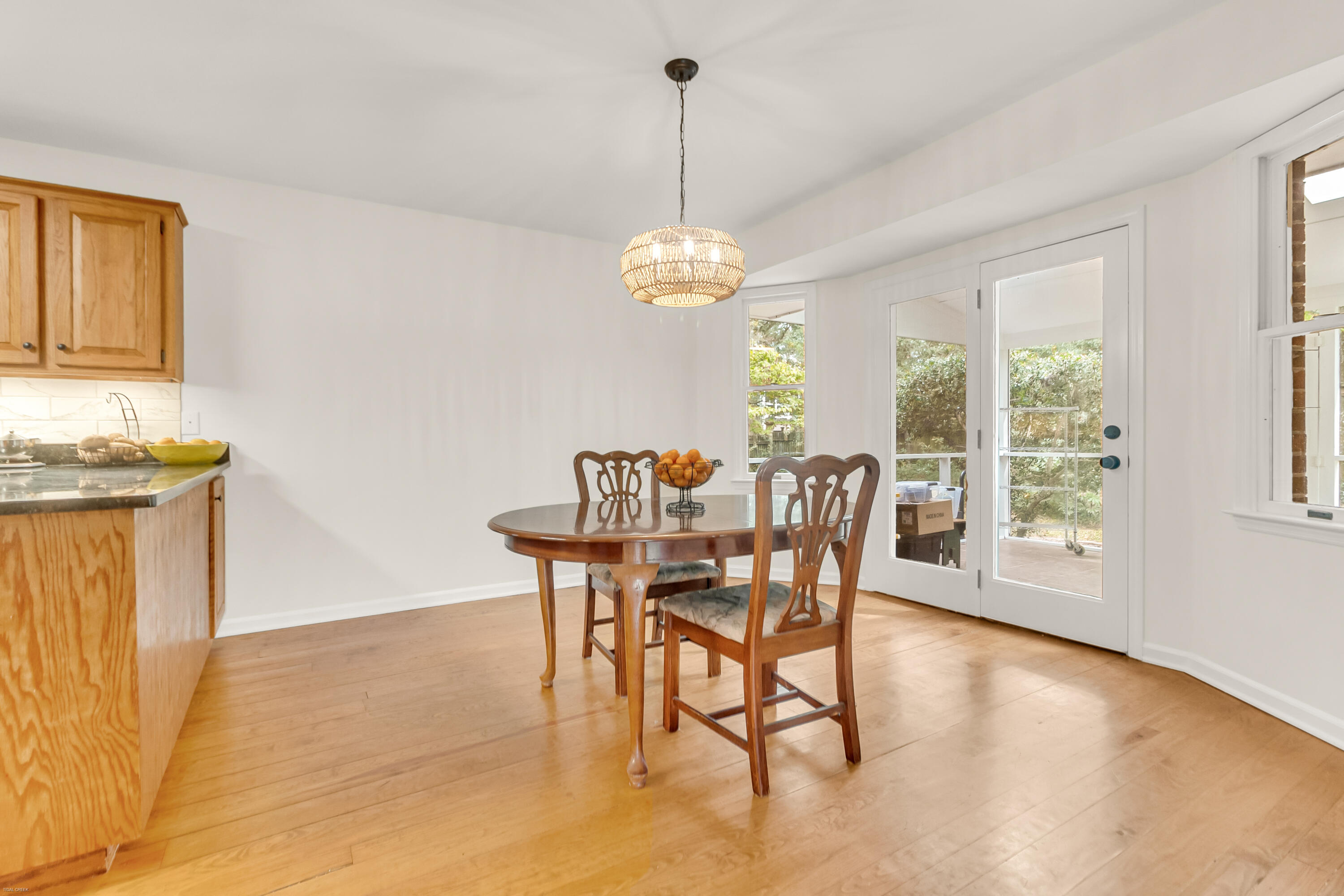 513 Sweetbay Road Charleston, SC 29412 - Photo 20 of 41 513 Sweetbay -Tidalcreekphoto- (17)