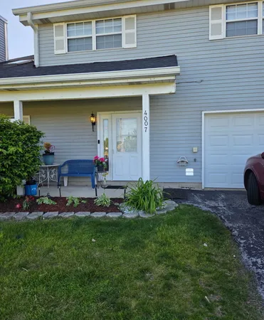 $176,500 | 4007 193rd Street, Unit 2, Country Club Hills, IL 60478